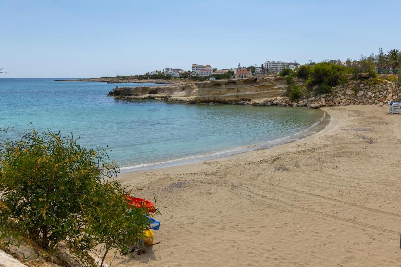 Protaras Nisia Seaside Villa Exterior photo