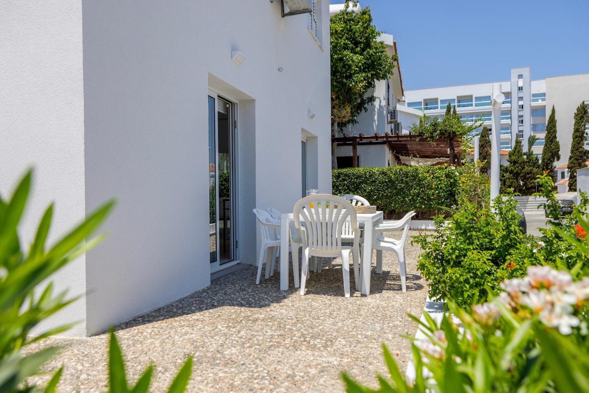 Protaras Nisia Seaside Villa Exterior photo